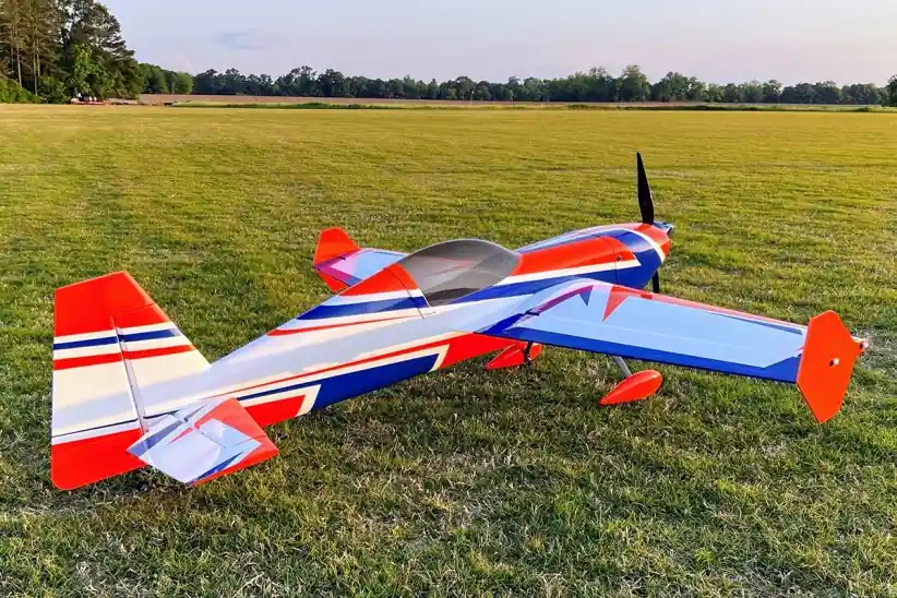 Premium | RC letadlo 67" Extra 260 1,7m, oranžová/bílá